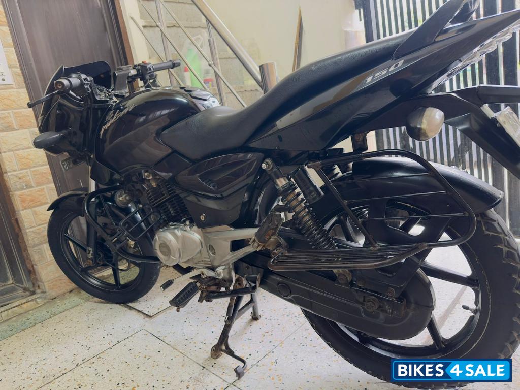 Dual Black Bajaj Pulsar 150