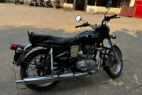 Black Royal Enfield Bullet Electra