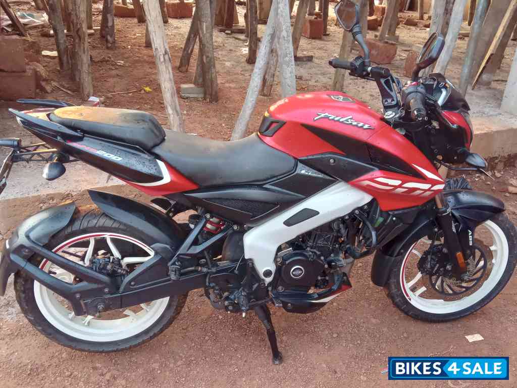 Bajaj Pulsar NS200