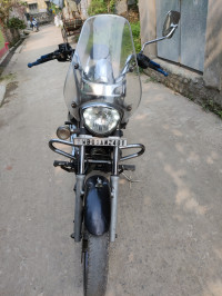Bajaj Avenger 220 DTS-i