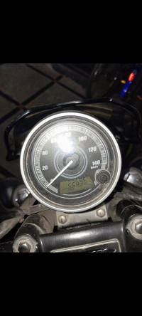 Bajaj Avenger 180 DTS-i