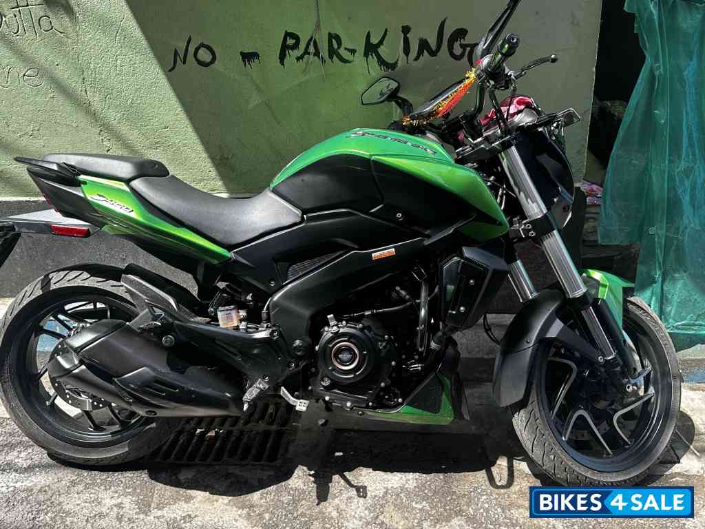 Green Bajaj Dominar 400 ABS BS6