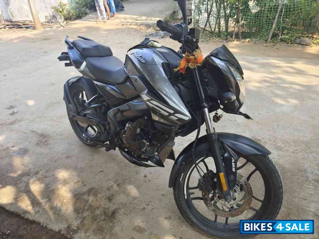 Bajaj Pulsar NS 160 BS6