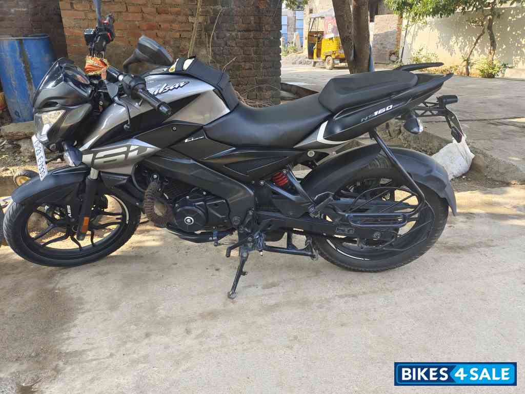 Bajaj Pulsar NS 160 BS6