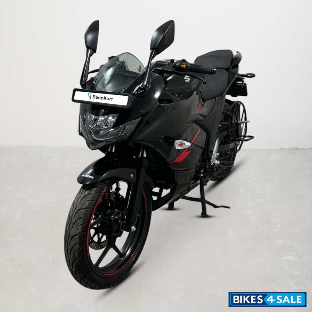 Suzuki Gixxer SF