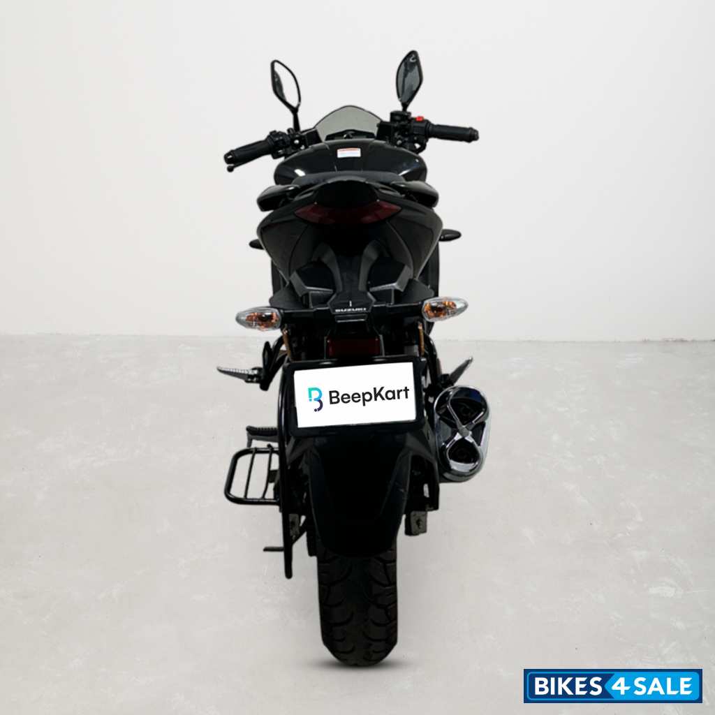 Suzuki Gixxer SF