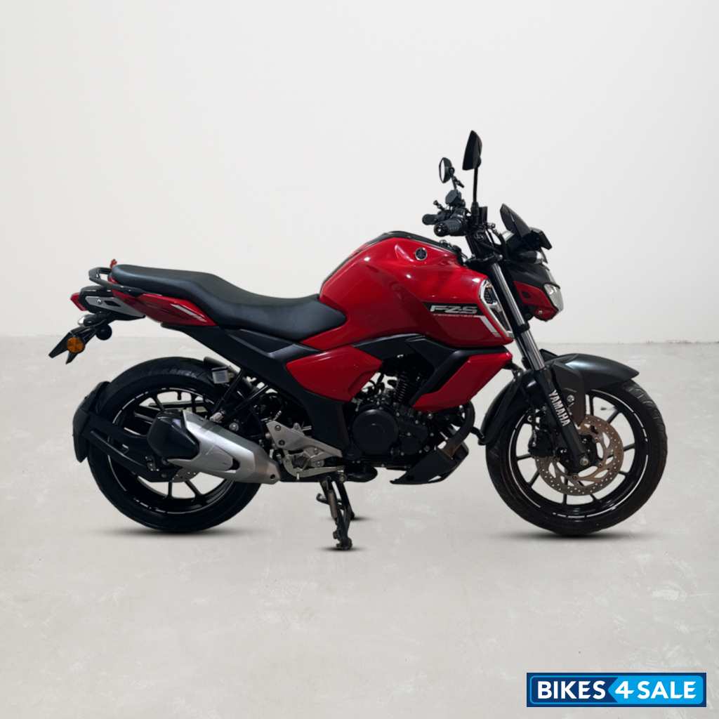 Yamaha FZ-S