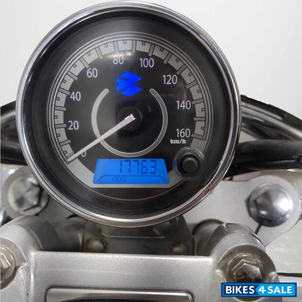 Bajaj Avenger Cruise 220