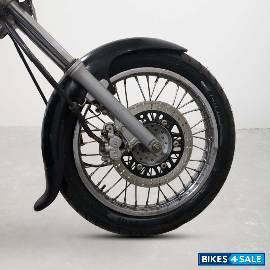 Bajaj Avenger Cruise 220