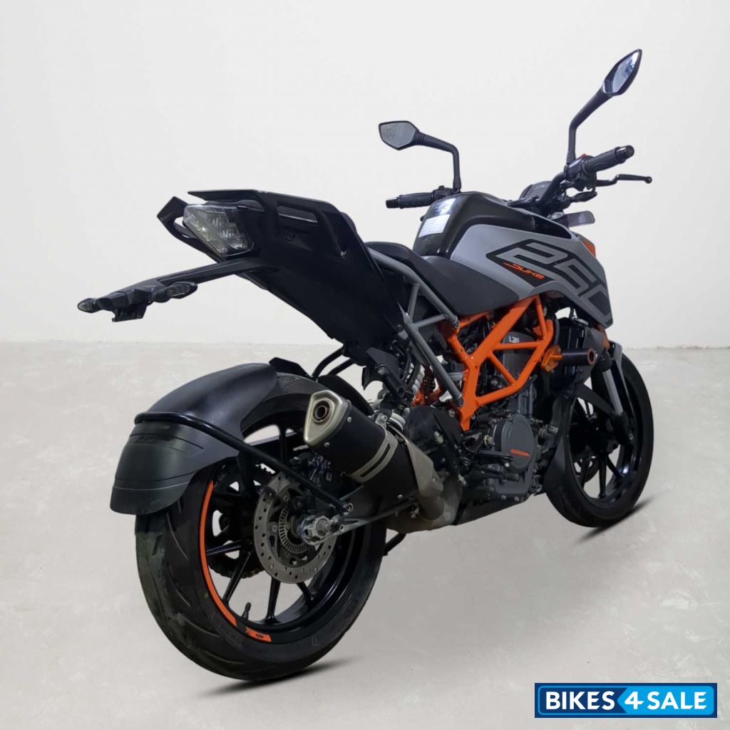 KTM Duke 250