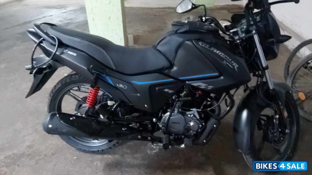 Grey Blue Stripe Hero Glamour Xtec