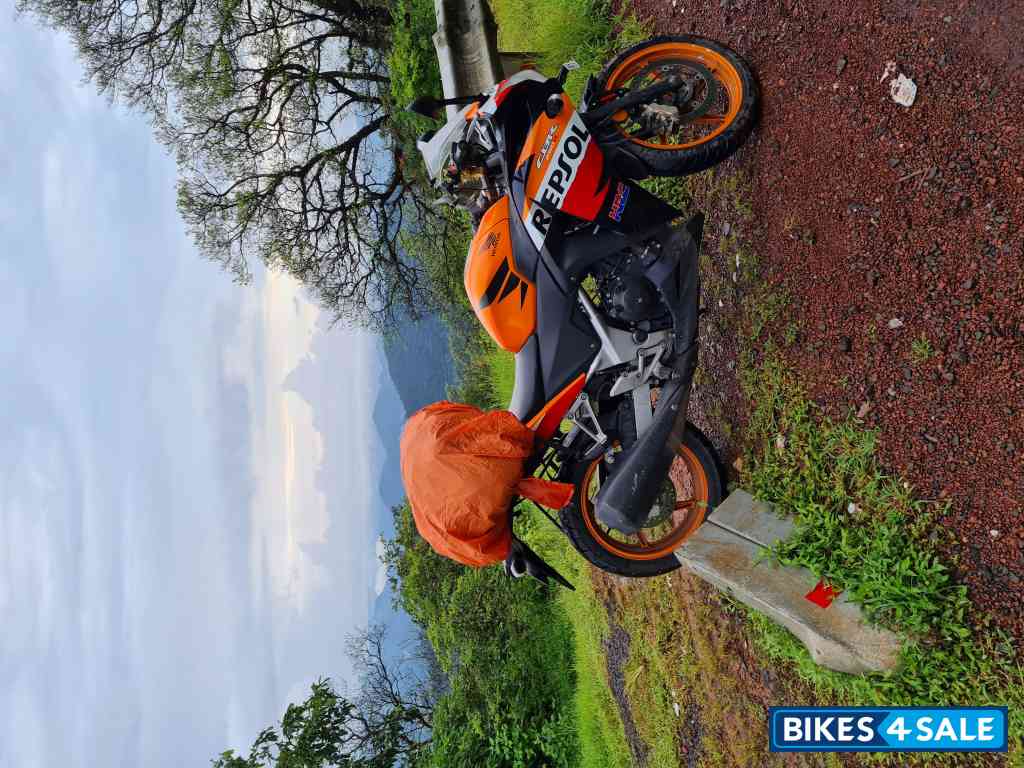 Repsol Limited Edition Honda CBR 250R ABS