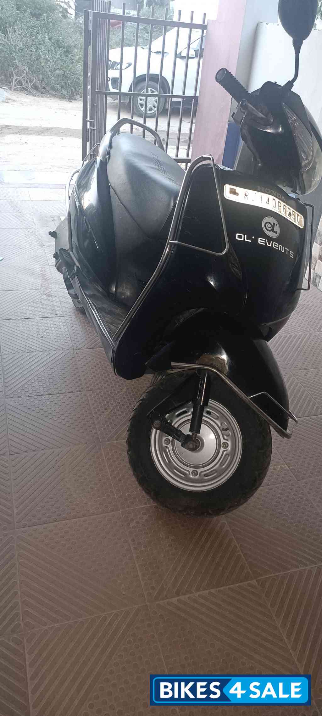 Black Honda Activa