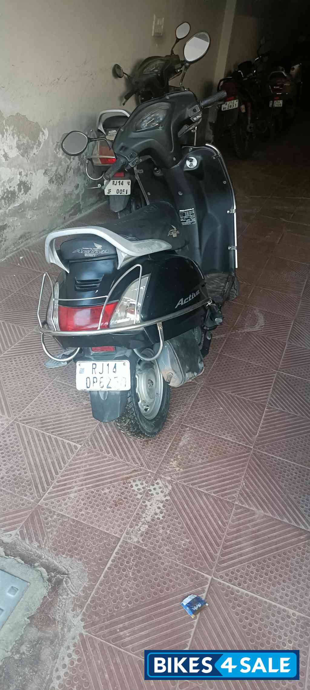 Black Honda Activa