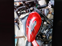 Bajaj Avenger Street 180