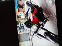 Bajaj Avenger Street 180