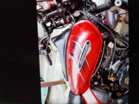 Bajaj Avenger Street 180