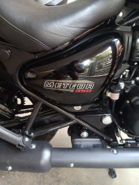 Royal Enfield Meteor 350 Fireball 2021 Model