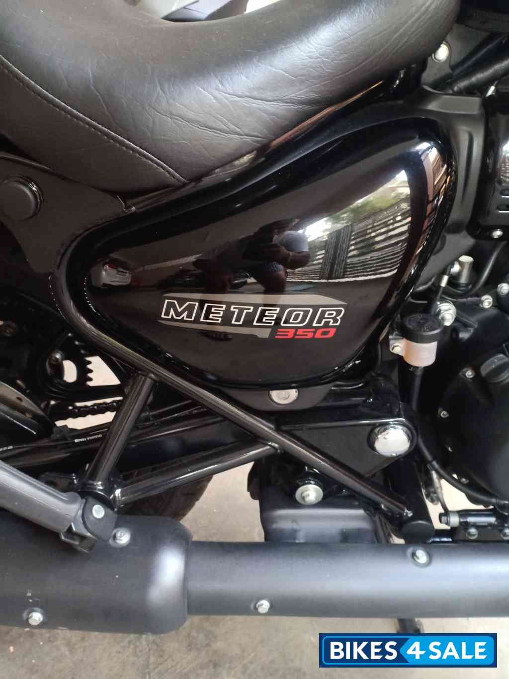 Black Royal Enfield Meteor 350 Fireball