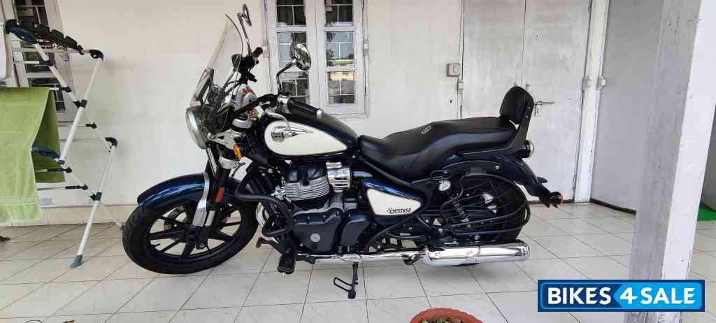 Royal Enfield Super Meteor 650