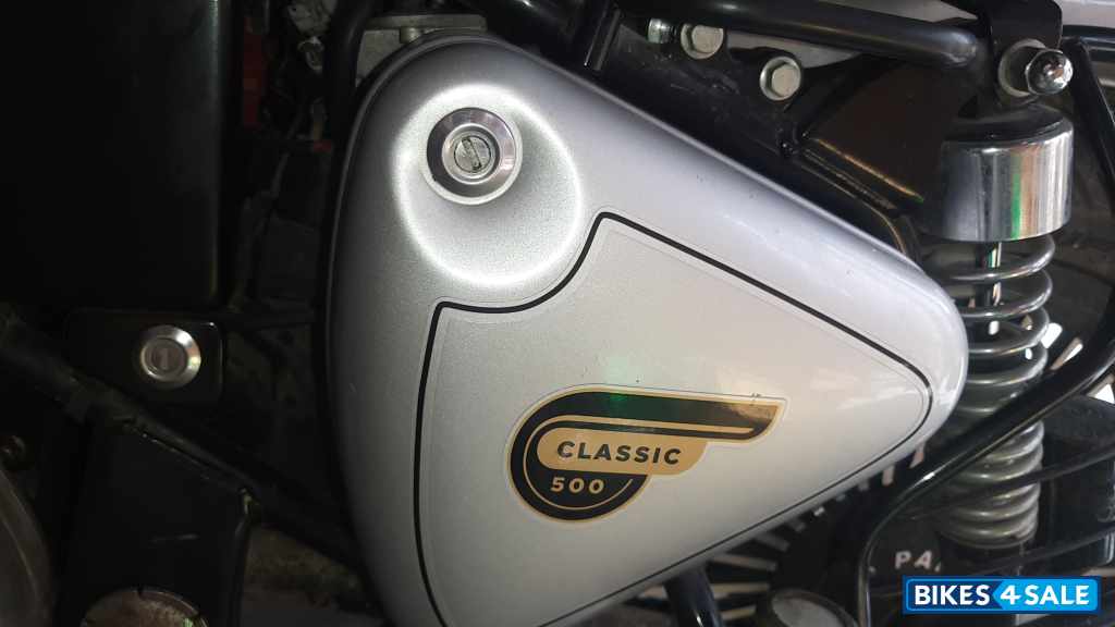 Silver Royal Enfield Classic 500