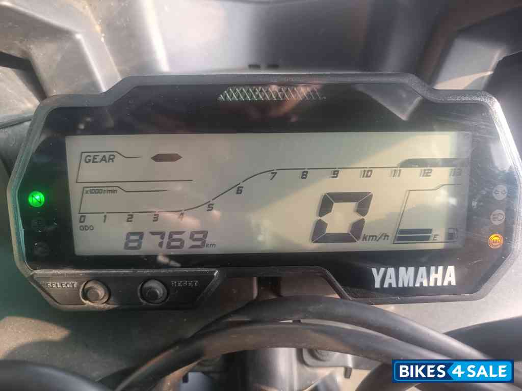 Thunder Grey Yamaha YZF R15 V3 BS6