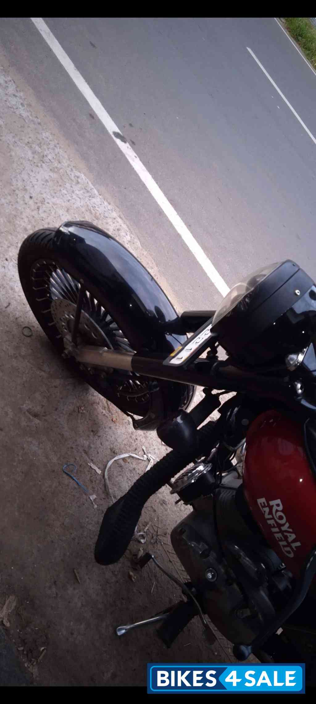 Royal Enfield Classic 350 Single Channel BS6