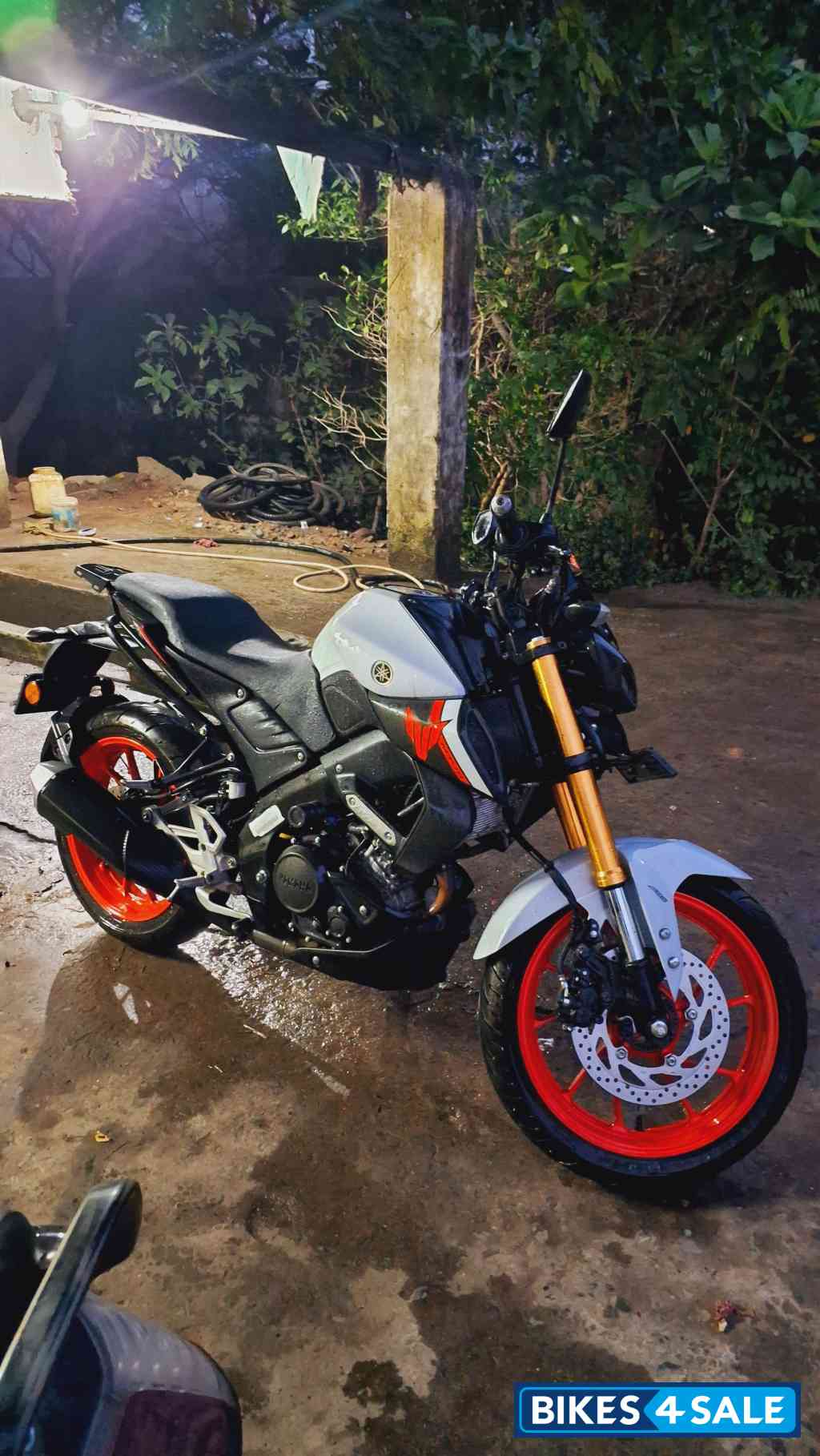 White Yamaha MT-15 BS6