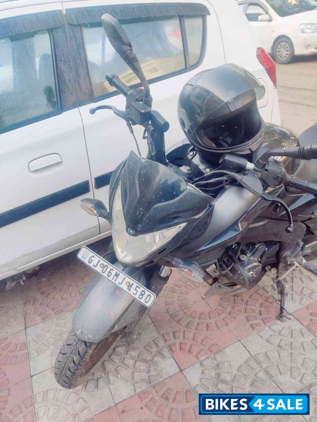 Bajaj Pulsar 200 NS