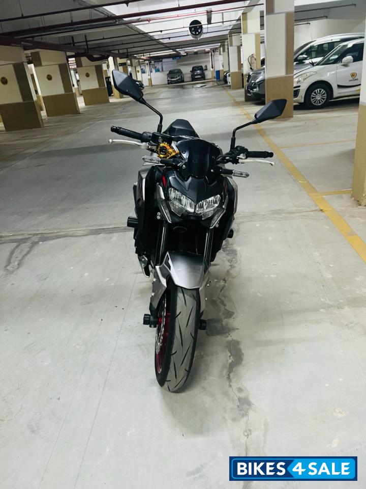 Black &red Kawasaki Z900 2023 Black &red Kawasaki Z900 2023