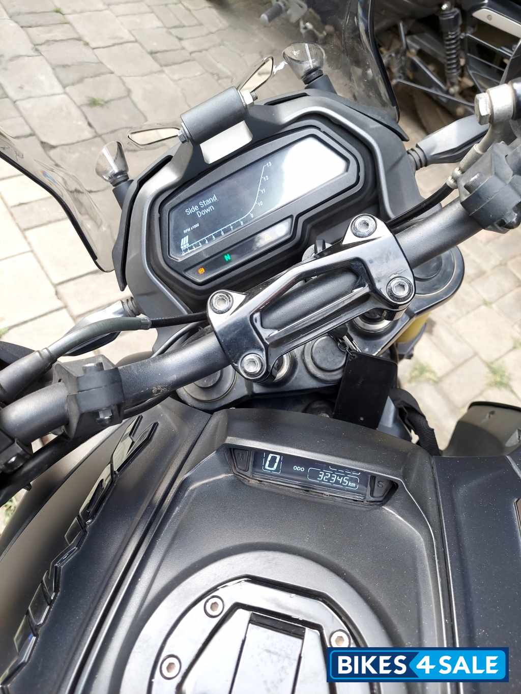 Black Bajaj Dominar 400 ABS BS6