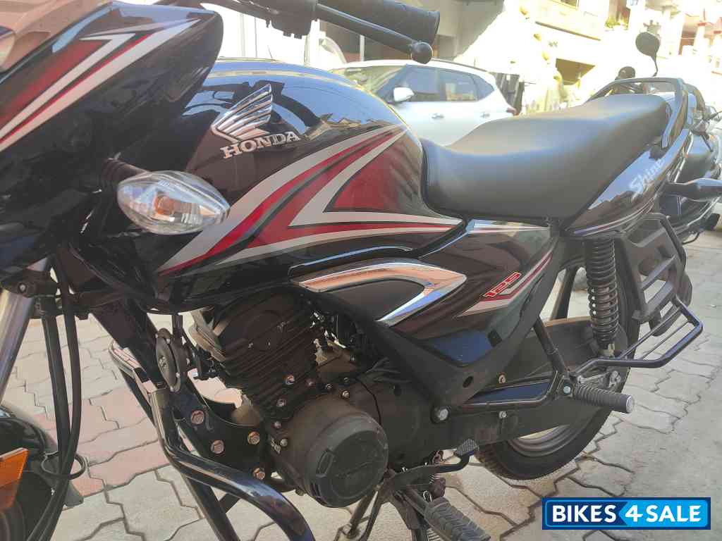 Black Honda Shine 125 Drum OBD2