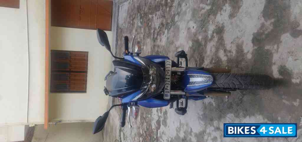 Blue TVS Apache RTR 180