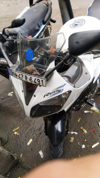 Yamaha YZF R15 S