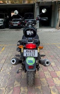 Black Royal Enfield Interceptor 650 Twin