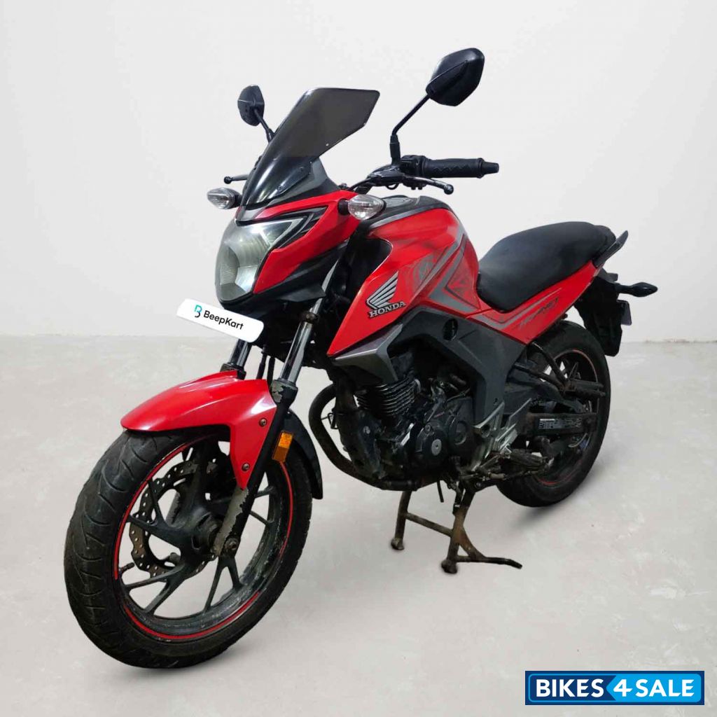Honda CB Hornet 160R