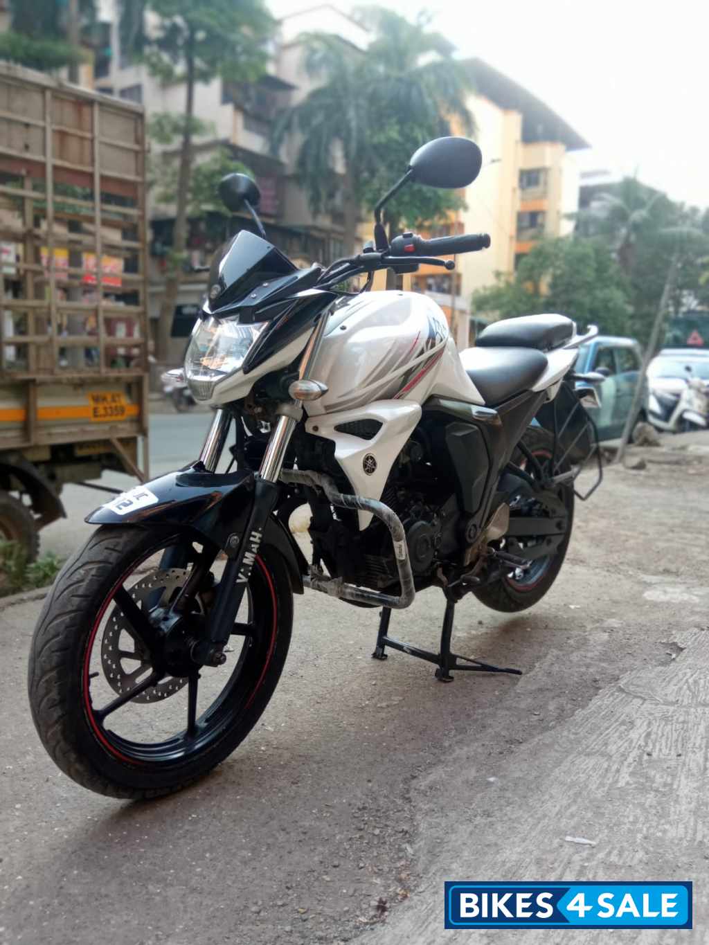 Yamaha FZ-S FI V2