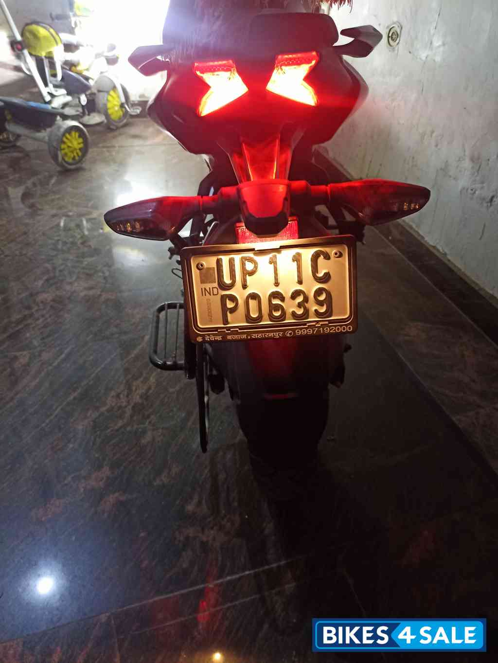Bajaj Pulsar N160