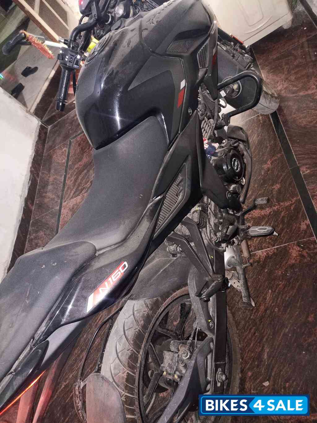 Bajaj Pulsar N160