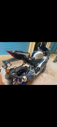 Yamaha R15 V4