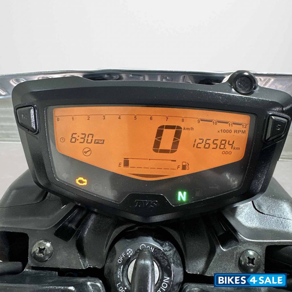 TVS Apache RTR 160 4V