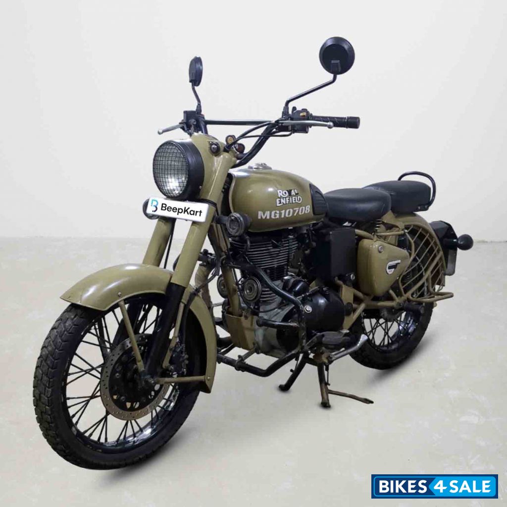 Royal Enfield Classic Desert Storm