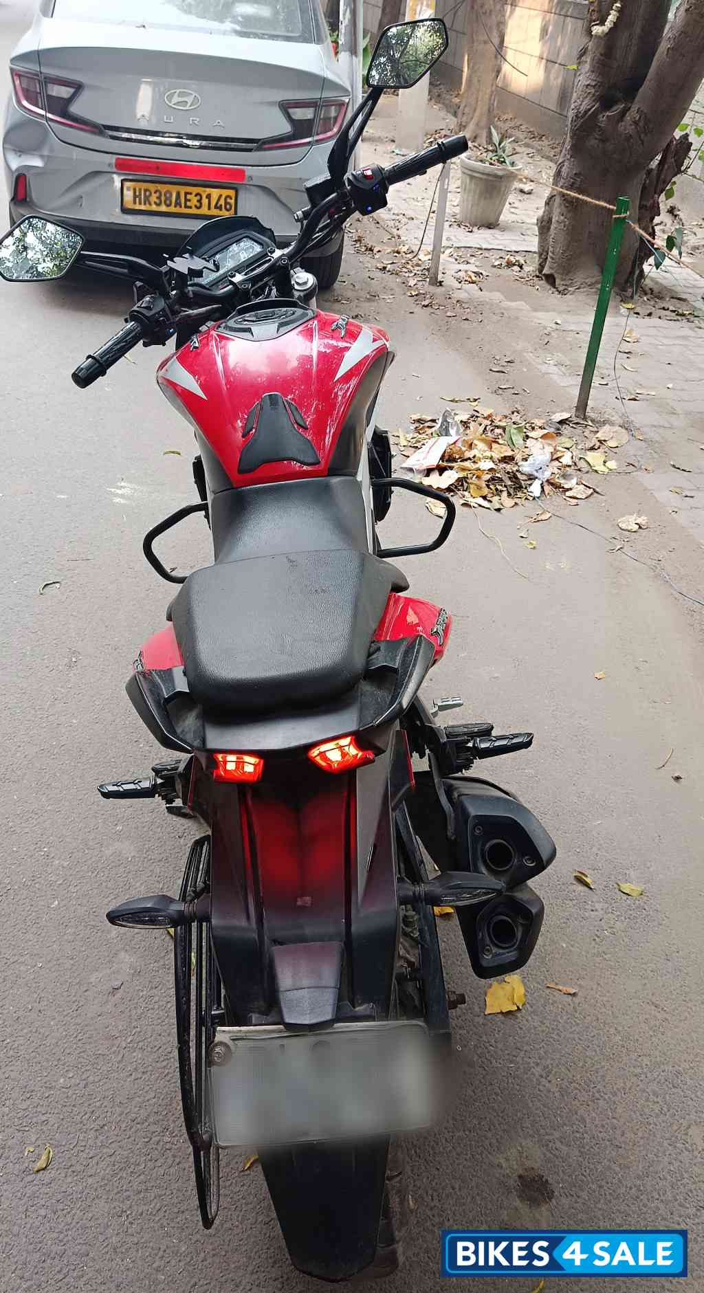 Bajaj Dominar 250 2022