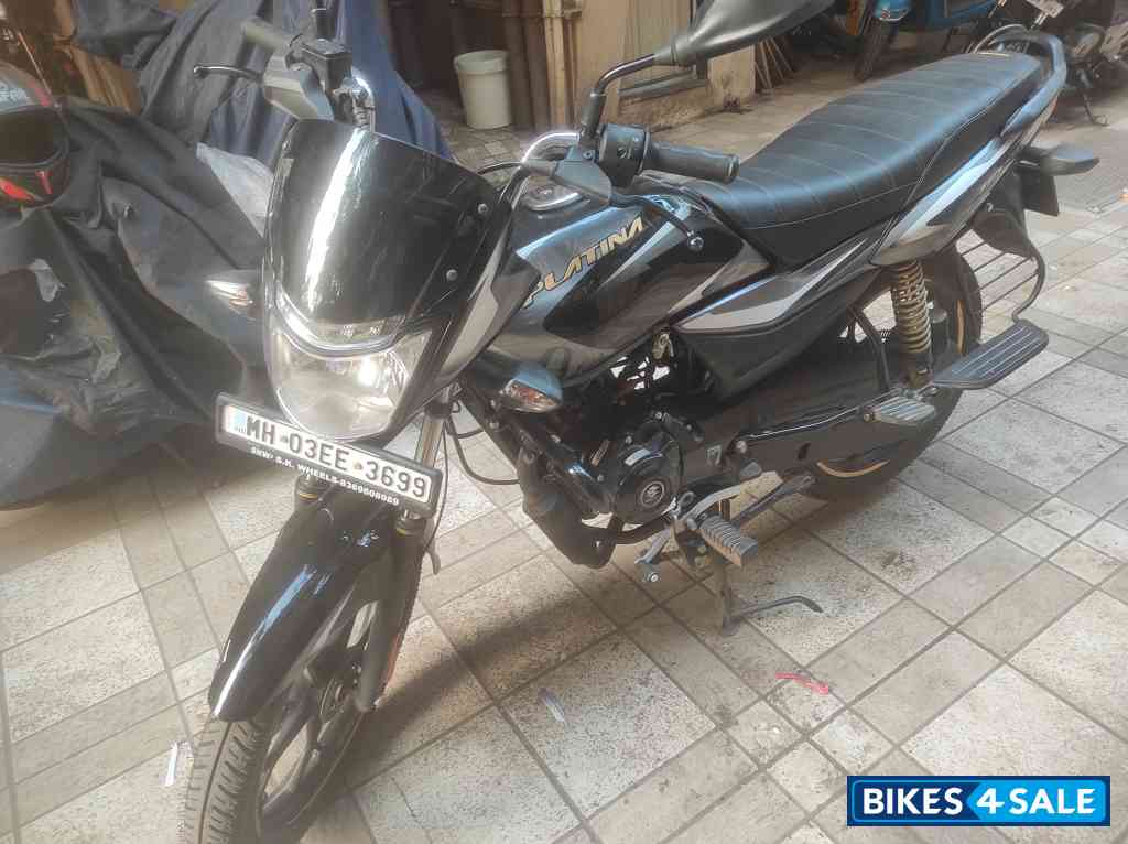 Black Bajaj Platina 110 ABS