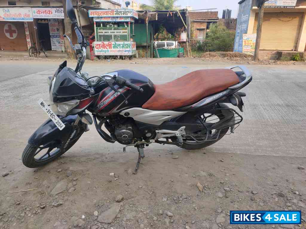 Bajaj Discover 125 ST