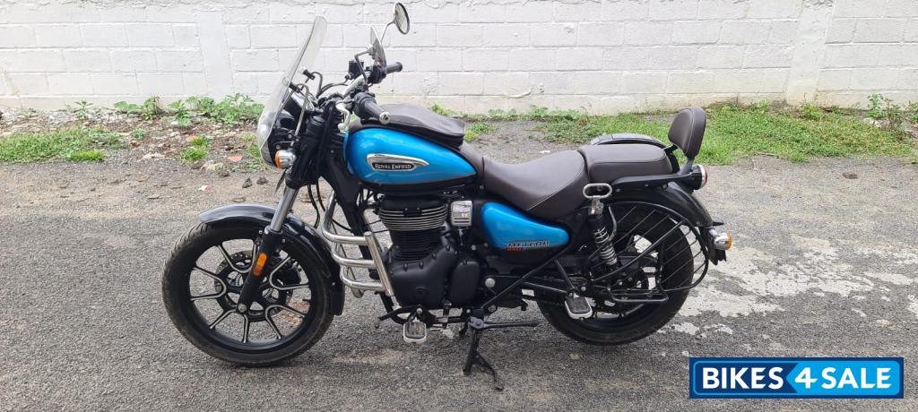 Royal Enfield Meteor 350 Supernova