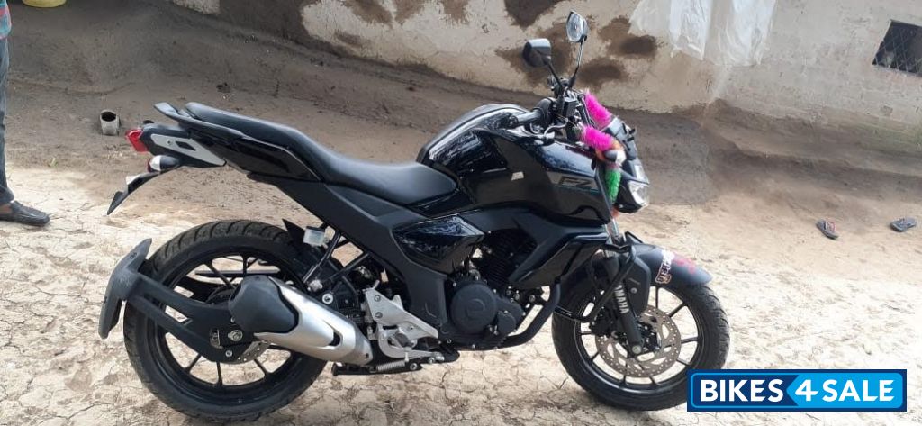 Yamaha FZ FI V3 BS6