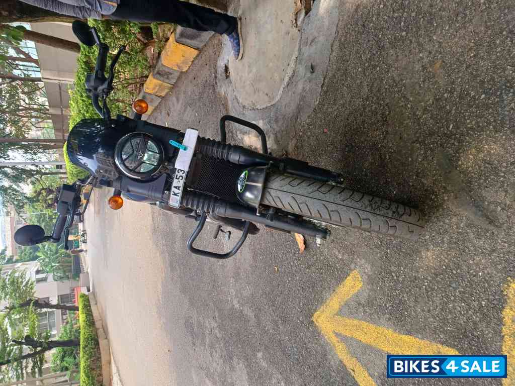 Yezdi Roadster Chrome