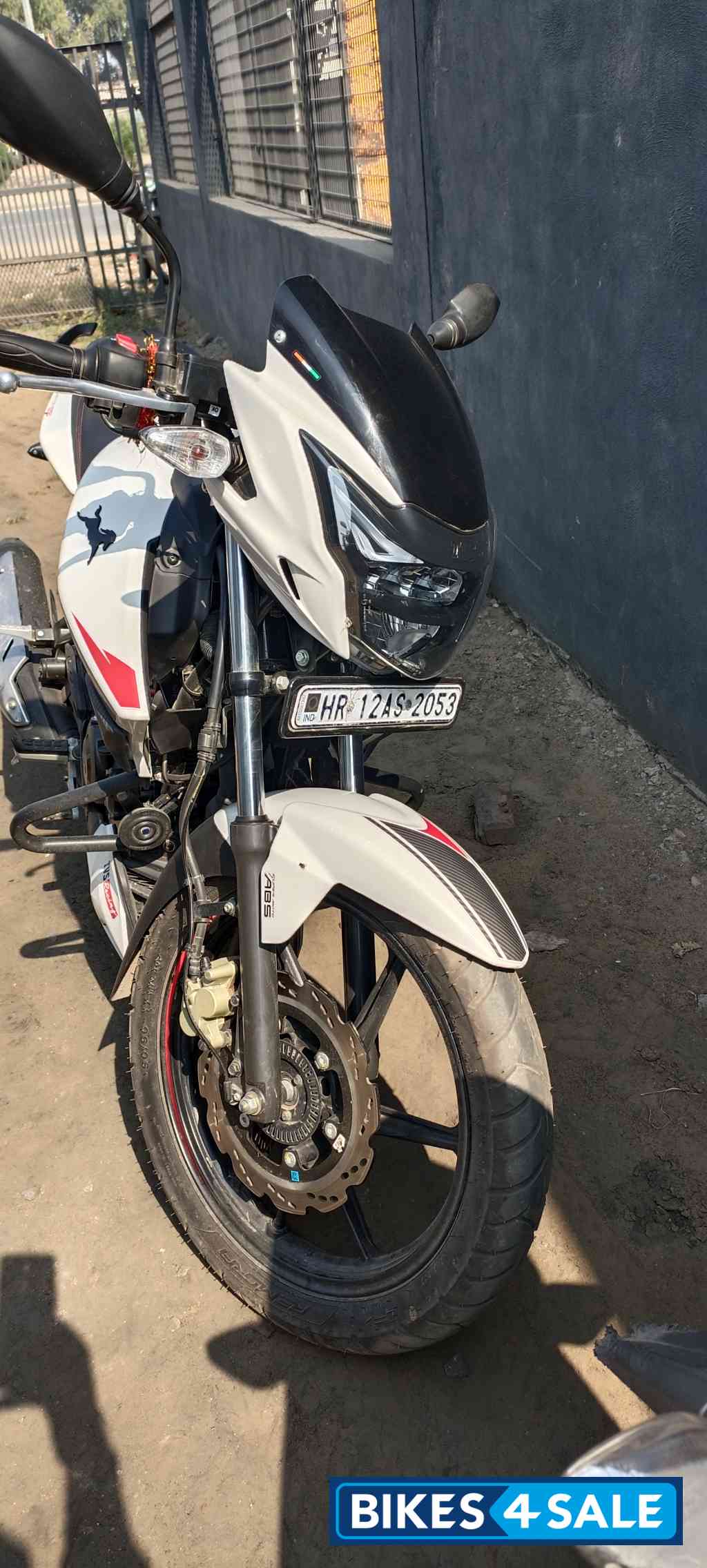 TVS Apache RTR FI 160