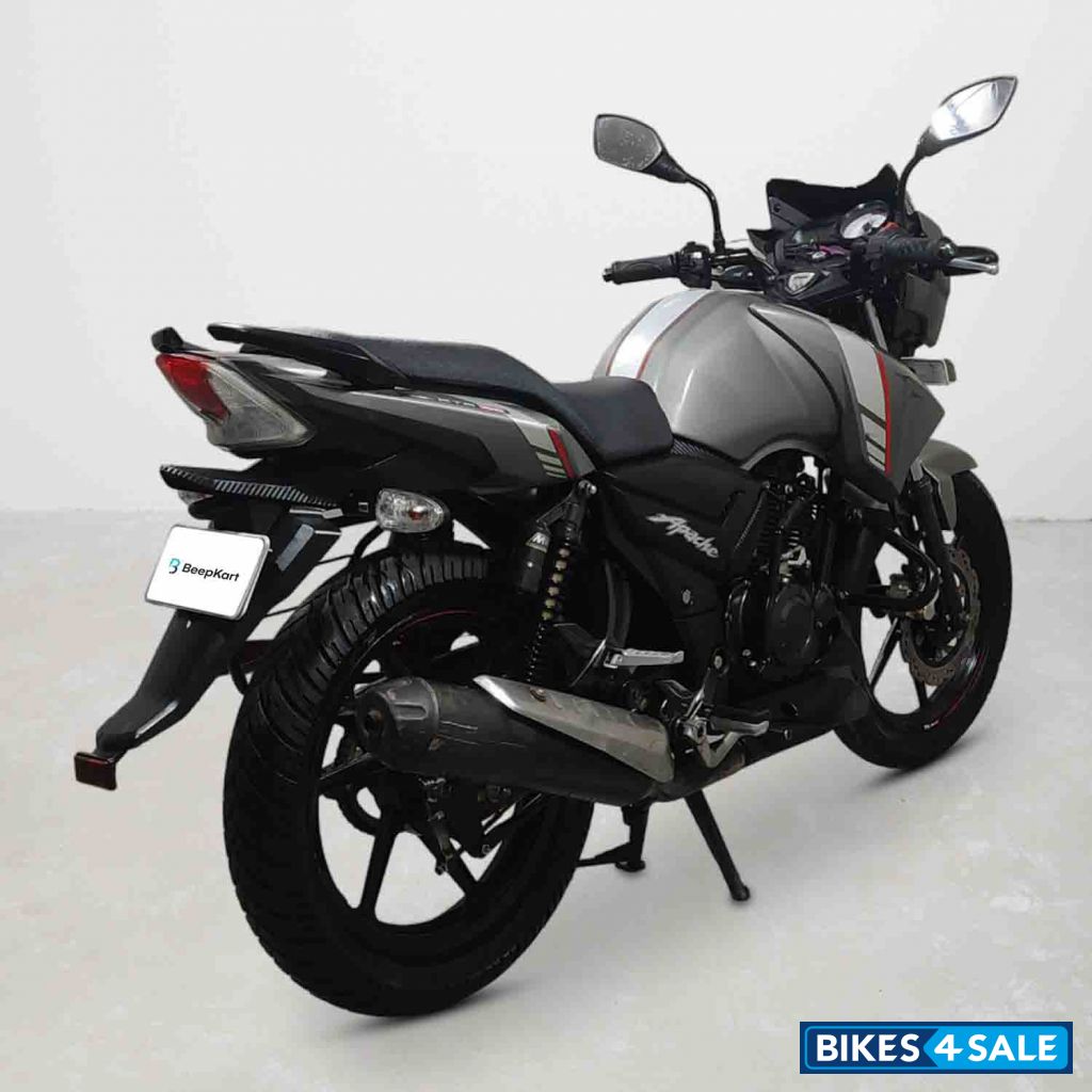 TVS Apache RTR 160 4V